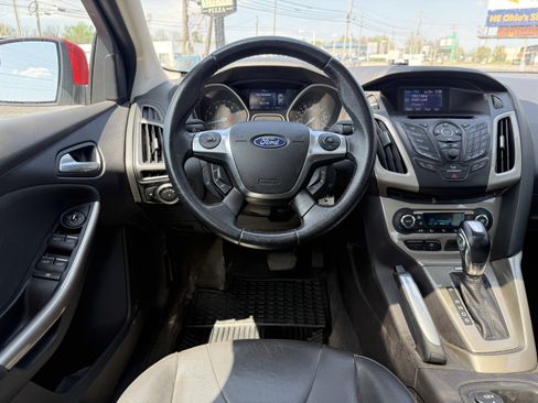 Used 2012 Ford Focus SEL FWD image 20