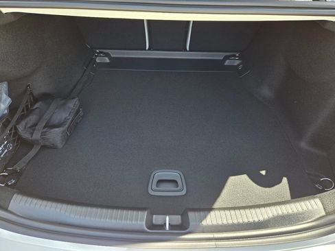 New 2026 Mercedes-Benz C 300 4MATIC Sedan image 9