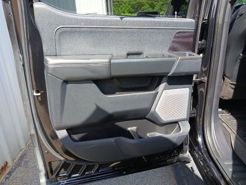 Used 2023 Ford F150 Raptor w/ Raptor Carbon Fiber Package AWD/4WD image 19