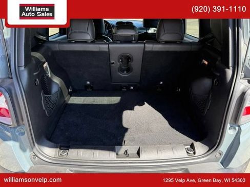 Used 2017 Jeep Renegade Limited FWD image 23