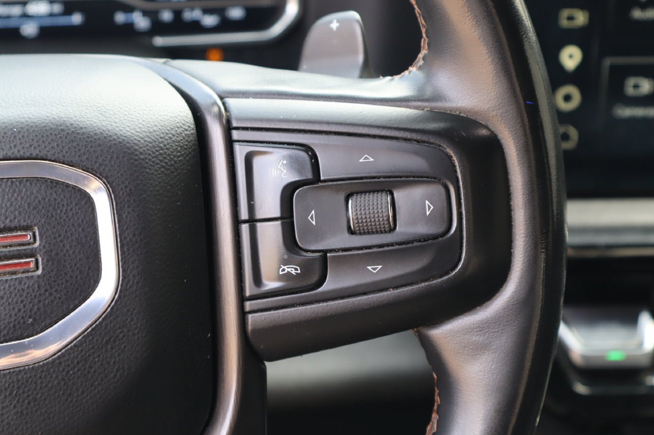 Used 2023 GMC Sierra 1500 AT4 w/ Technology Package AWD/4WD image 13