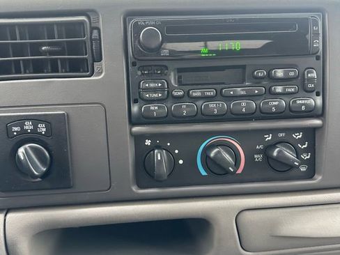 Used 2001 Ford F350 XLT image 13