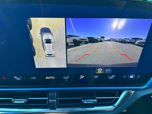 New 2026 Chevrolet Equinox EV LT image 21