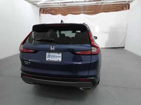 Used 2025 Honda CR-V Sport image 5