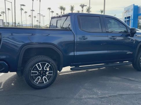 Used 2020 GMC Sierra 1500 AT4 w/ AT4 Premium Package AWD/4WD image 2