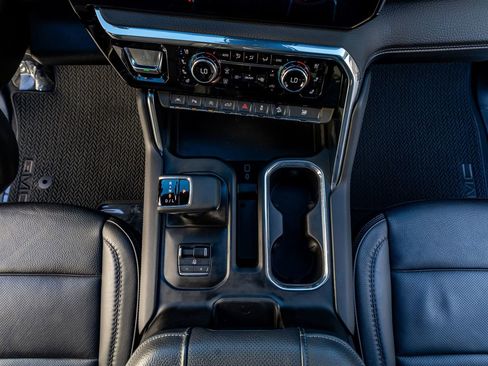 Used 2024 GMC Sierra 1500 Denali image 26