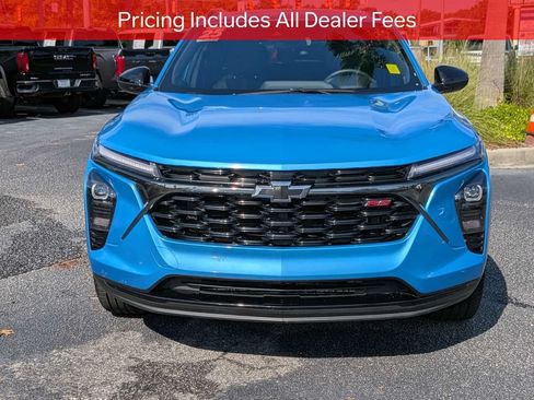 Used 2025 Chevrolet Trax RS w/ Driver Confidence Package FWD image 9