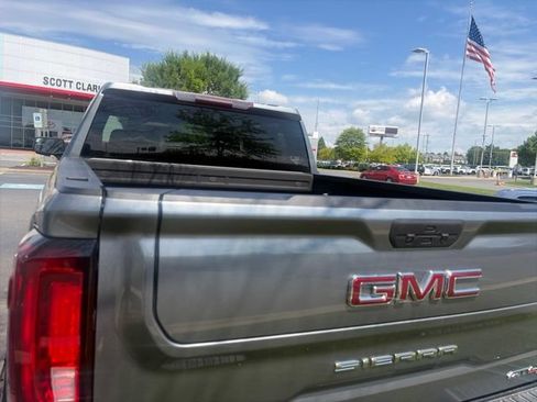 Used 2021 GMC Sierra 1500 AT4 AWD/4WD image 6