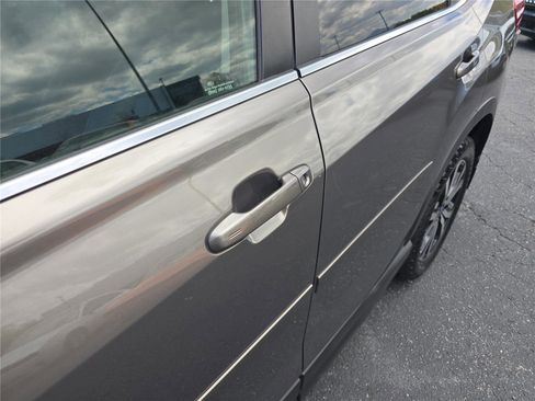 Used 2020 Subaru Forester Limited image 13