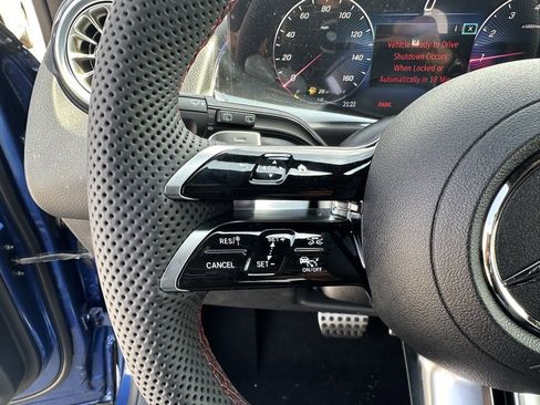 Used 2024 Mercedes-Benz GLB 250 image 20