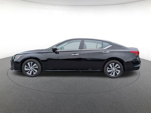 New 2025 Nissan Altima 2.5 S FWD image 9