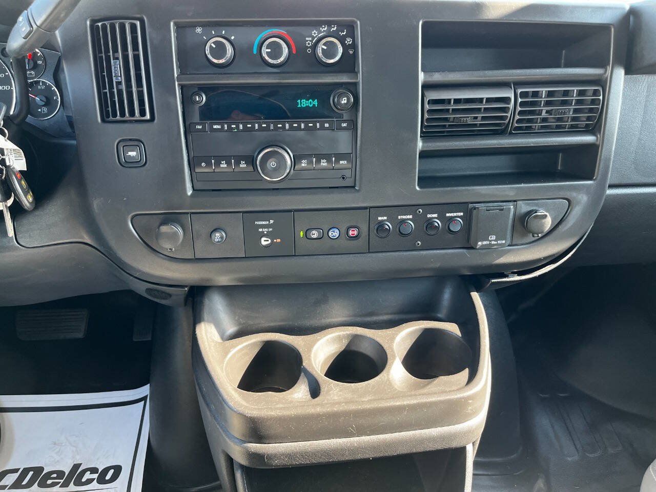 Used 2017 Chevrolet Express 2500 RWD image 12
