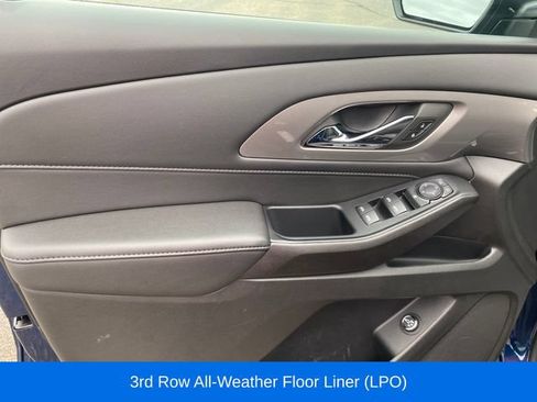Certified 2023 Chevrolet Traverse LT FWD image 16