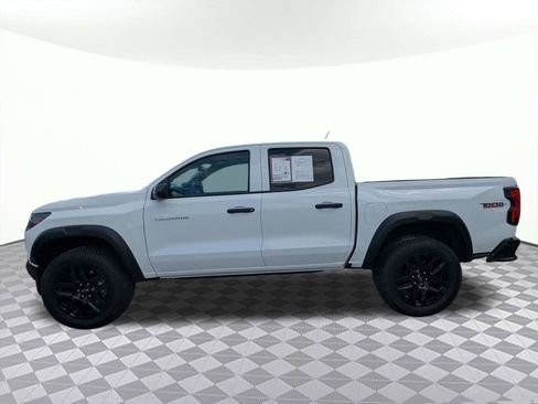 Used 2025 Chevrolet Colorado Trail Boss AWD/4WD image 6