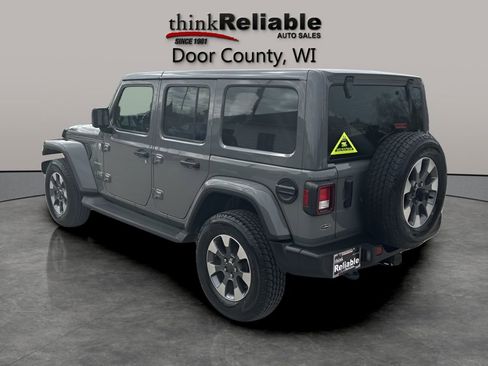 Used 2023 Jeep Wrangler Unlimited Sahara w/ Cold Weather Group AWD/4WD image 3