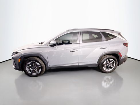 Used 2025 Hyundai Tucson SEL FWD image 6