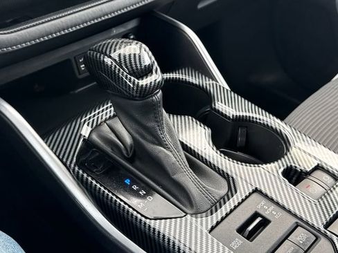 Used 2022 Toyota Highlander LE image 33