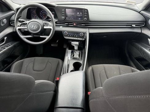 Certified 2023 Hyundai Elantra SEL FWD image 14
