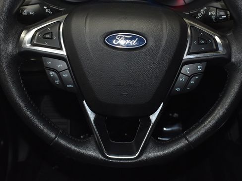 Used 2022 Ford Edge Titanium AWD/4WD image 23