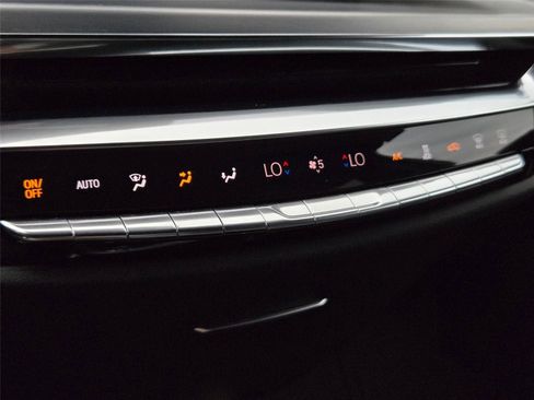 Certified 2025 Cadillac Lyriq Luxury w/ LPO, Floor Liner Package AWD/4WD image 21
