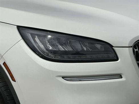 Used 2022 Lincoln Corsair AWD w/ Premium Package image 8