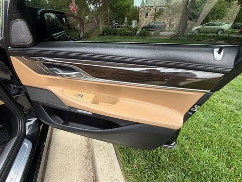 Used 2016 BMW 740i w/ Executive Package 2 RWD image 36