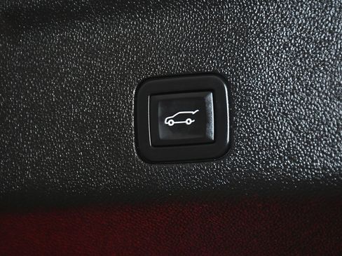 Used 2024 Cadillac Escalade Sport image 68