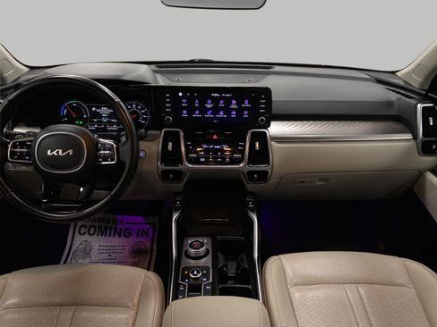 Used 2024 Kia Sorento EX AWD/4WD image 22