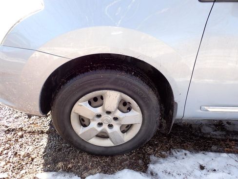 Used 2014 Nissan Rogue S image 20