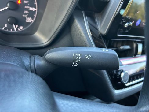 Used 2024 Toyota Corolla LE FWD image 20