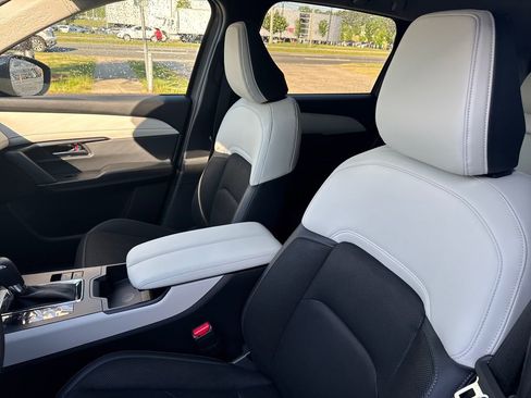 New 2026 MAZDA CX-5 Preferred AWD/4WD image 9