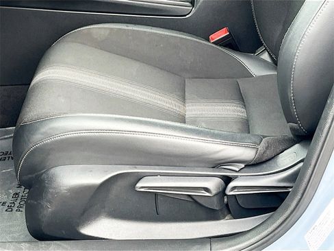 Used 2022 Honda Civic Sport image 18