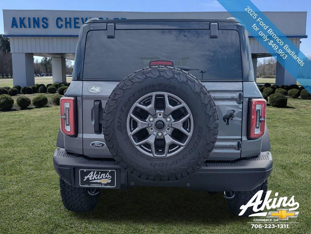 Used 2025 Ford Bronco Badlands AWD/4WD image 7