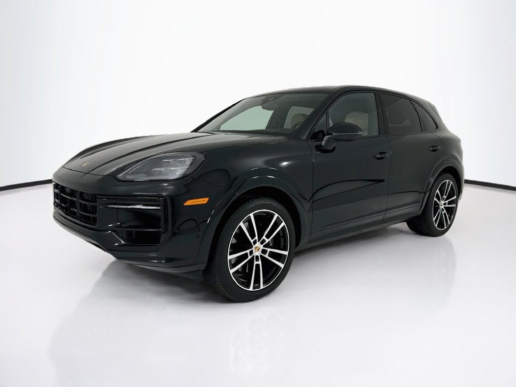 Certified 2025 Porsche Cayenne AWD/4WD image 1