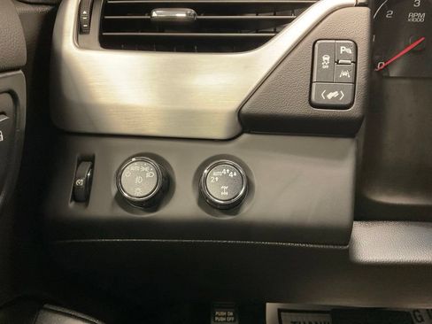 Used 2019 GMC Yukon SLT AWD/4WD image 20