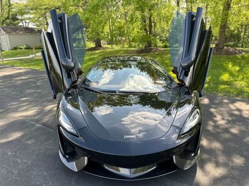 Used 2016 McLaren 570S Coupe RWD image 7