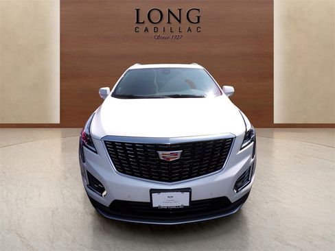 New 2025 Cadillac XT5 Premium Luxury image 2