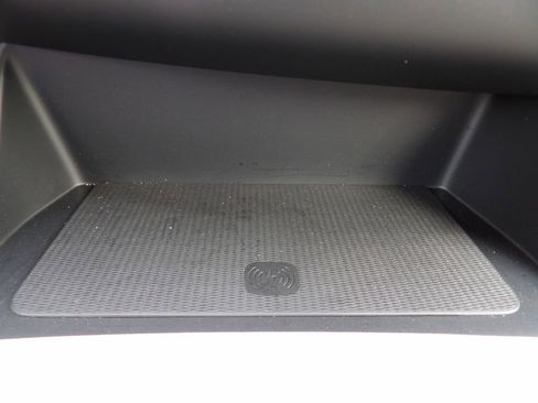 Certified 2025 Volvo XC90 T8 Ultra image 25