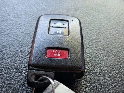 Used 2020 Toyota 4Runner Limited image 35