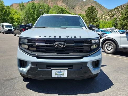 New 2026 Ford Expedition Platinum w/ Stealth Performance Package AWD/4WD image 6