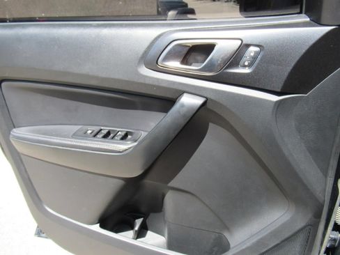Used 2022 Ford Ranger Lariat w/ Tremor Off-Road Package AWD/4WD image 26