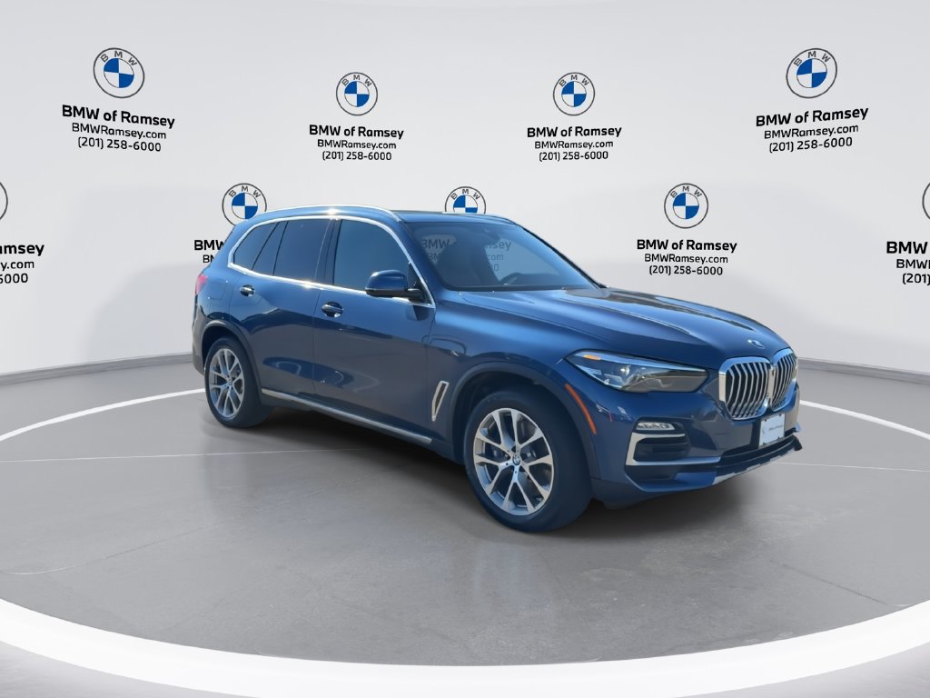 Used 2020 BMW X5 xDrive40i w/ Premium Package AWD/4WD image 2