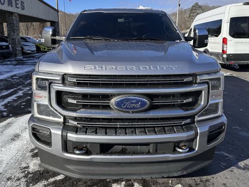 Used 2021 Ford F350 Platinum image 3