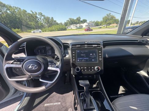 Used 2022 Hyundai Santa Cruz SEL FWD image 16