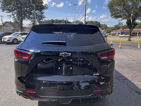Certified 2025 Chevrolet Blazer RS w/ LPO, Floor Liner Package AWD/4WD image 6