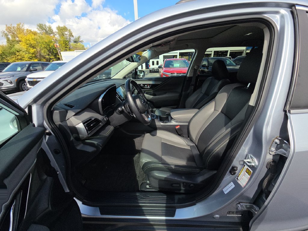 Used 2022 Subaru Outback Onyx Edition XT AWD/4WD image 14