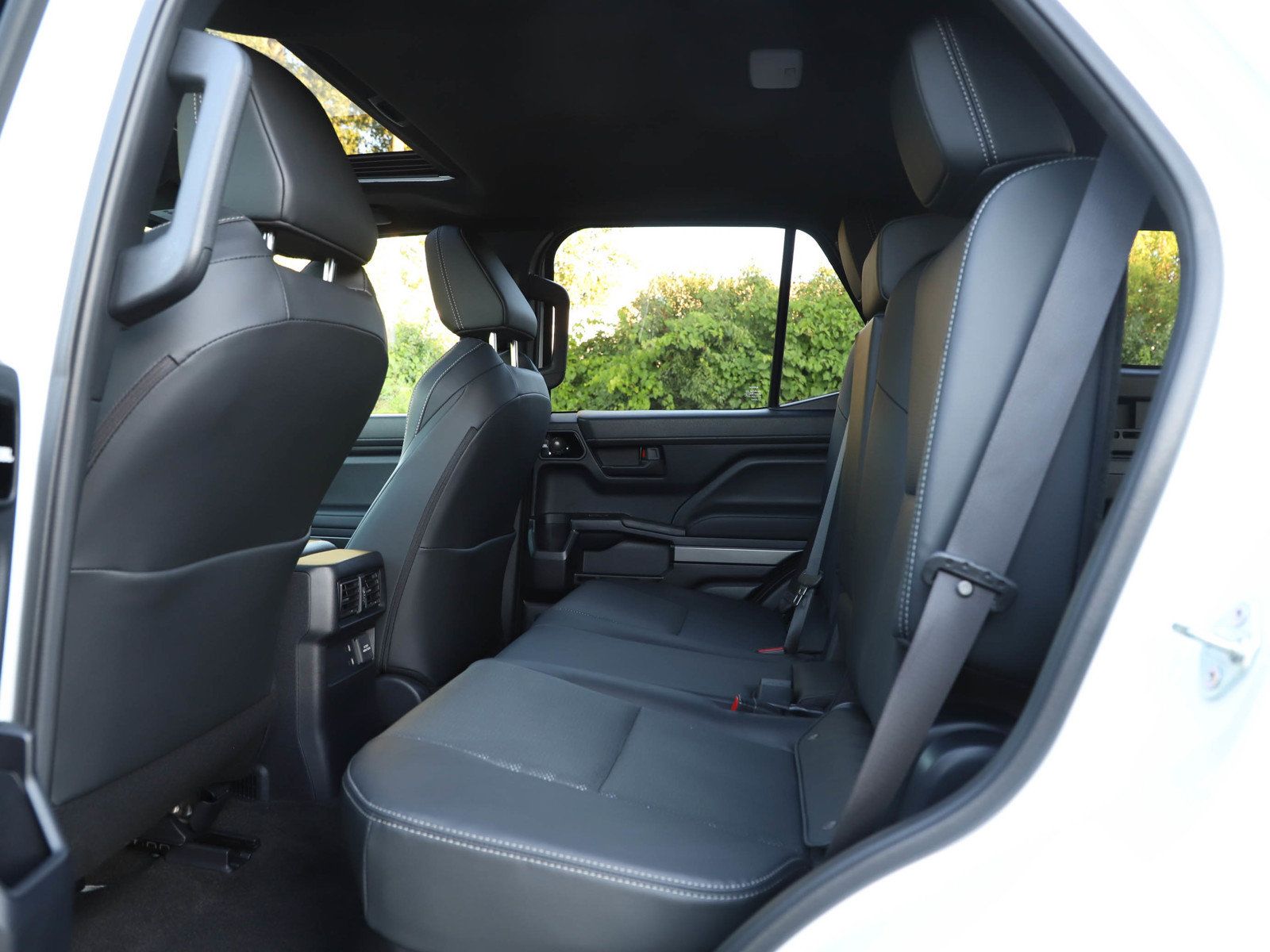 Used 2025 Toyota 4Runner TRD Off-Road Premium w/ Tow Technology Package AWD/4WD image 15