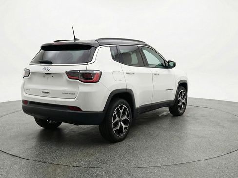 Used 2025 Jeep Compass Limited AWD/4WD image 7