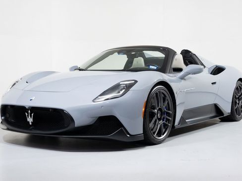 Used 2023 Maserati MC20 Spyder image 22