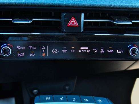 Used 2023 Kia EV6 Wind w/ Wind Technology Package AWD/4WD image 33